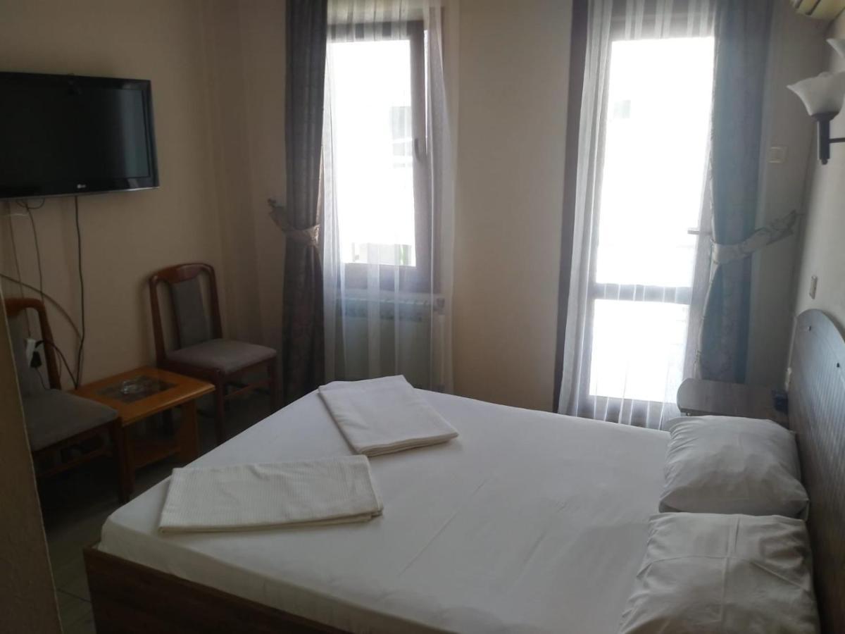 Limon Otel Foça Ngoại thất bức ảnh